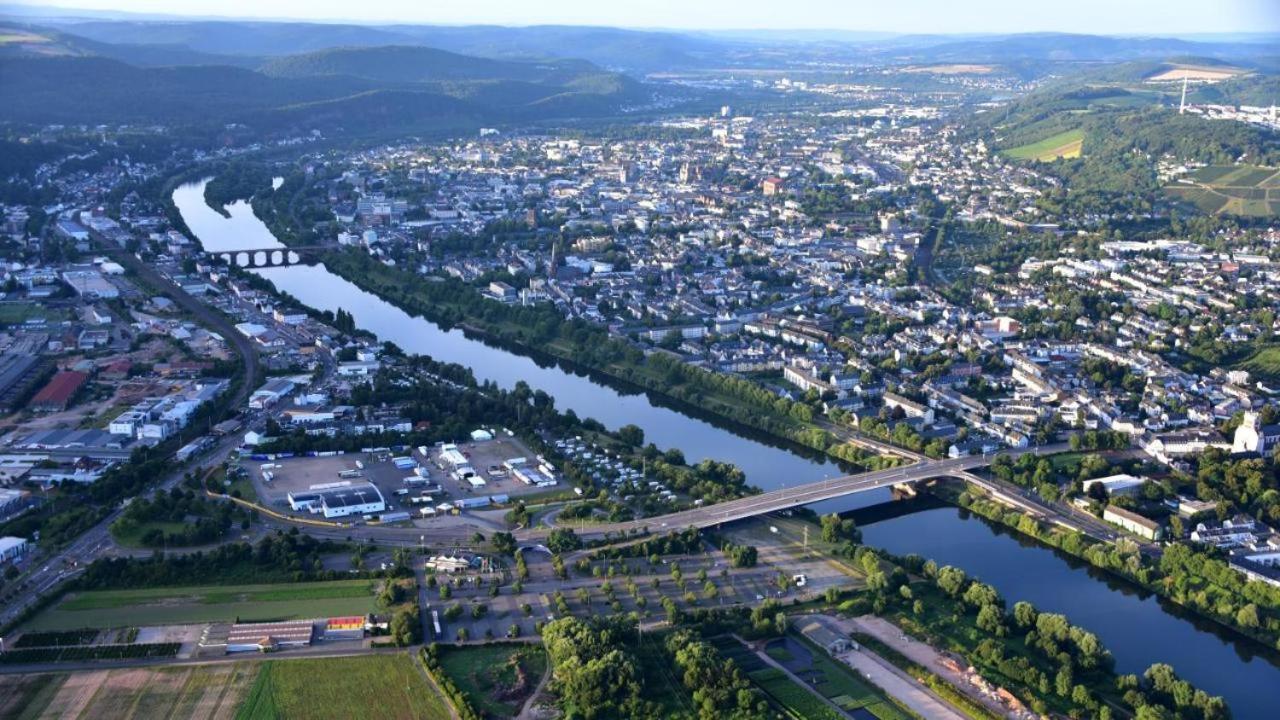 Cozy Central Apartment Trier Bagian luar foto